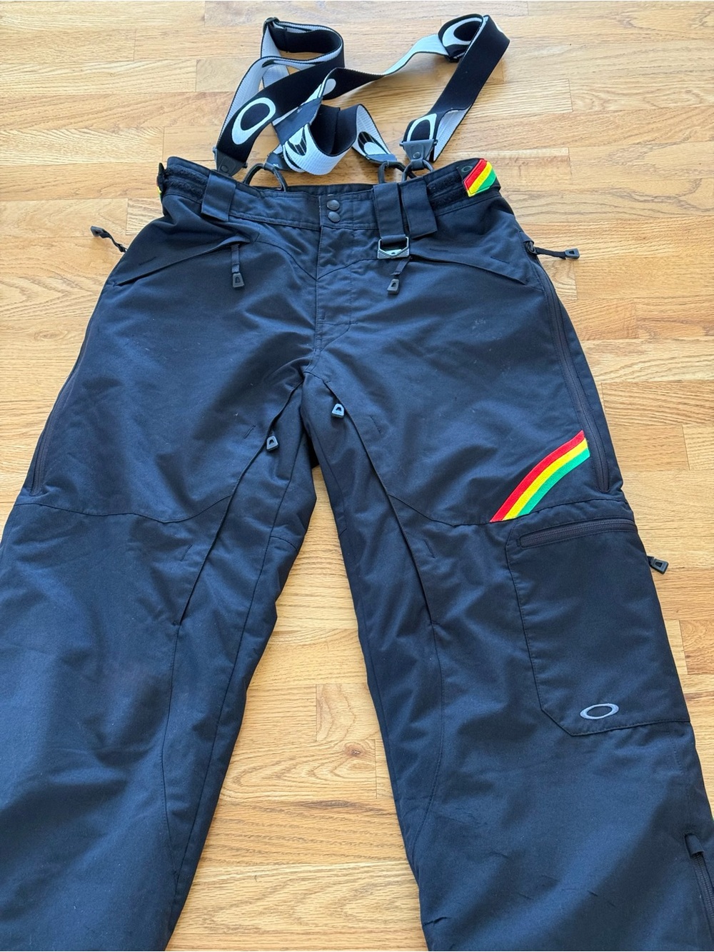 Oakley Black Men's Snow/Ski Pants with Rainbow Stripe Accent - Picture 2 of 16